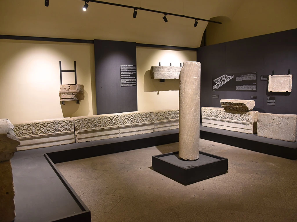 Sala 2 — La città romana